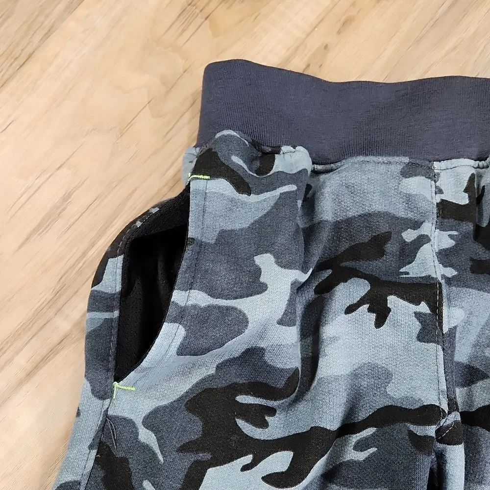 🧡NWT Spalding Blueish Gray  Camo Print Sweatpants Small